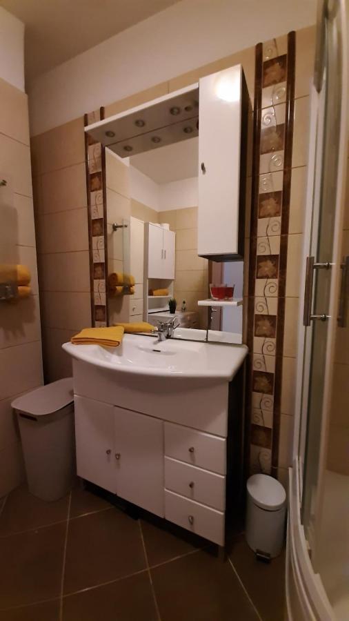 Apartman Ana & Marta Senj  Ngoại thất bức ảnh
