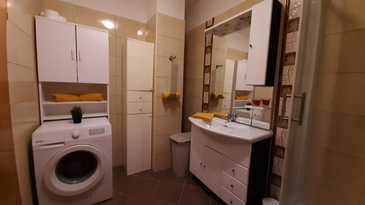 Apartman Ana & Marta Senj  Ngoại thất bức ảnh
