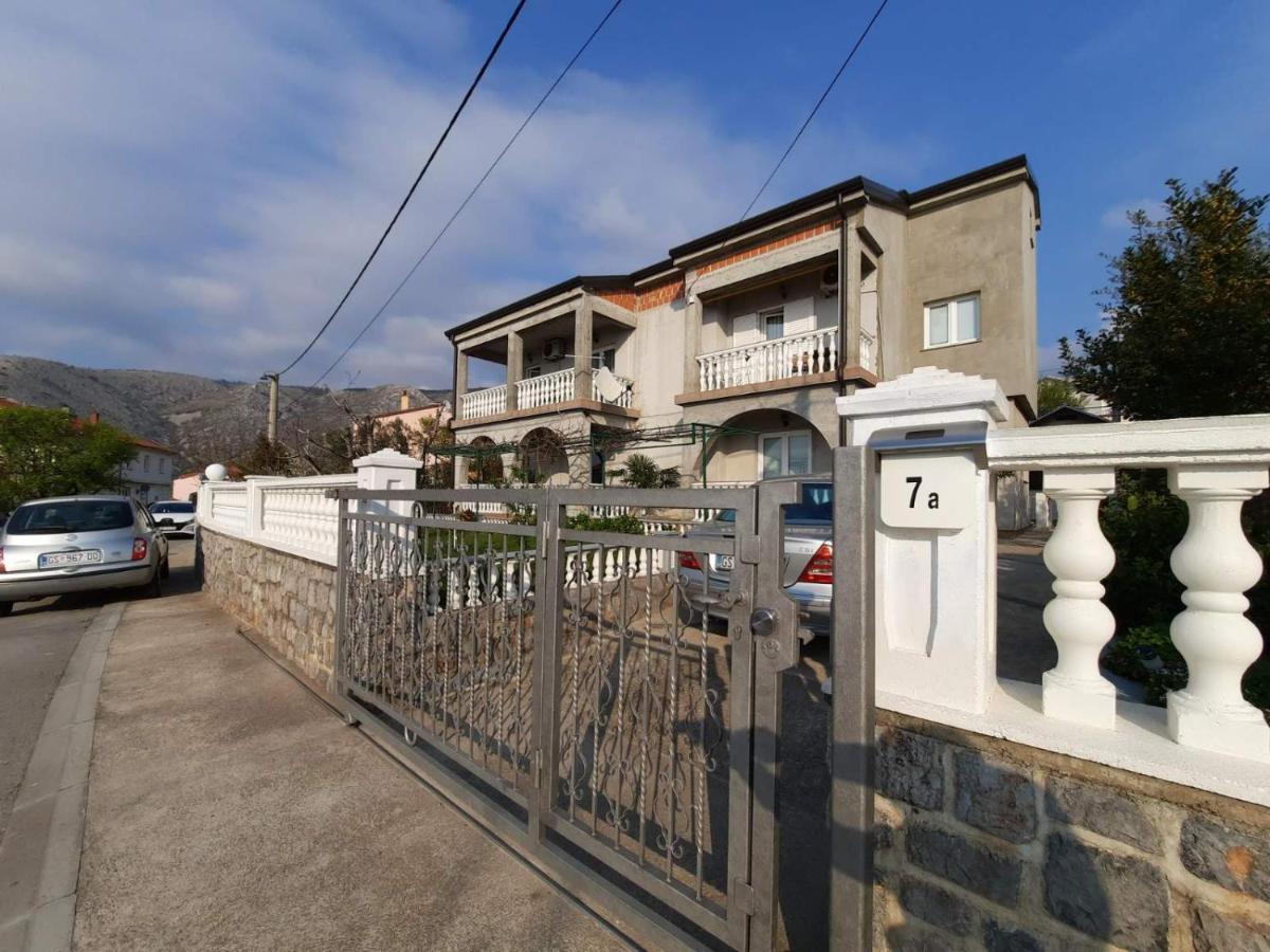Apartman Ana & Marta Senj  Ngoại thất bức ảnh