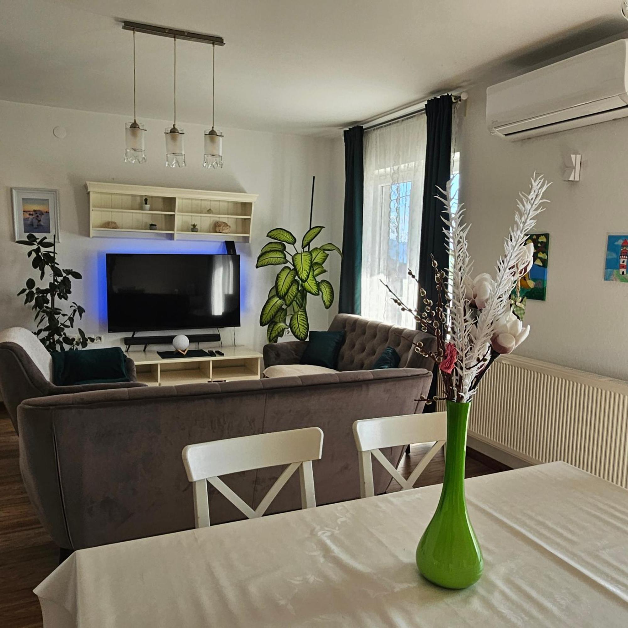 Apartman Ana & Marta Senj  Ngoại thất bức ảnh